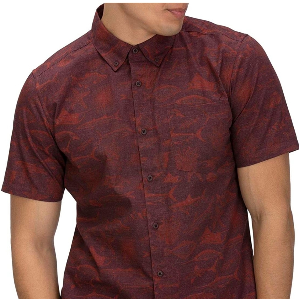 Hurley Classic Fit Button Up //Fit Fish Print